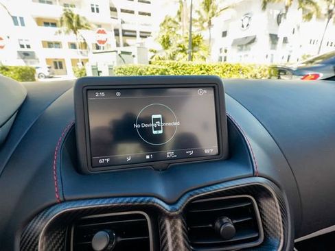 Used 2023 Aston Martin V12 Vantage Roadster image 74