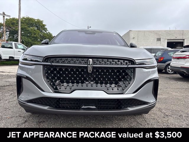New 2025 Lincoln Nautilus Premier w/ Equipment Group 102A AWD/4WD image 4