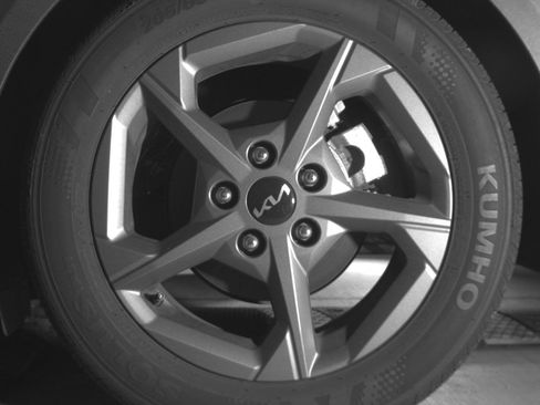 Used 2025 Kia K4 FWD image 17