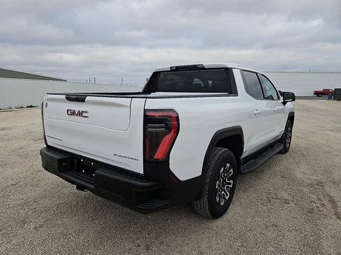 New 2026 GMC Sierra EV Elevation image 25