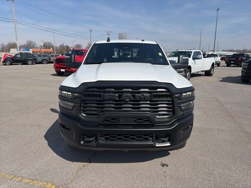 New 2026 RAM 2500 Tradesman AWD/4WD image 9