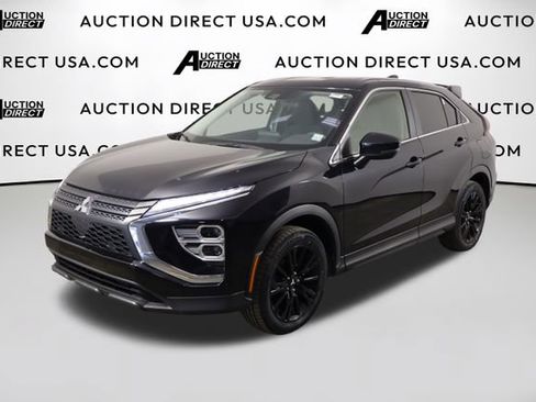 Used 2023 Mitsubishi Eclipse Cross LE AWD/4WD image 1