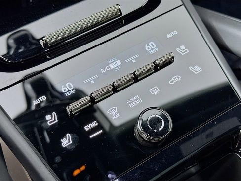 New 2026 Porsche Cayenne Turbo image 18