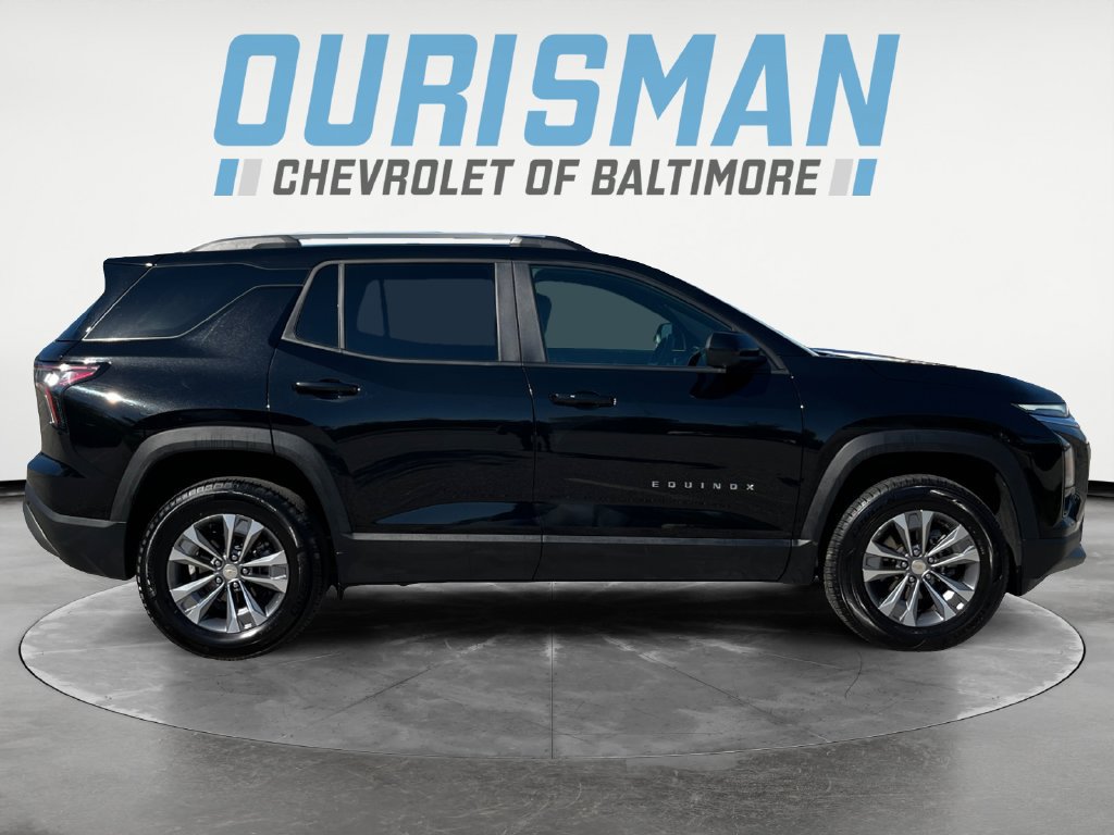 Used 2025 Chevrolet Equinox LT w/ Convenience Package II AWD/4WD image 7