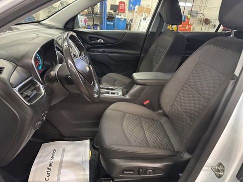 Used 2020 Chevrolet Equinox LT image 11