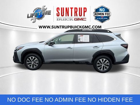Used 2024 Subaru Outback Premium AWD/4WD image 2