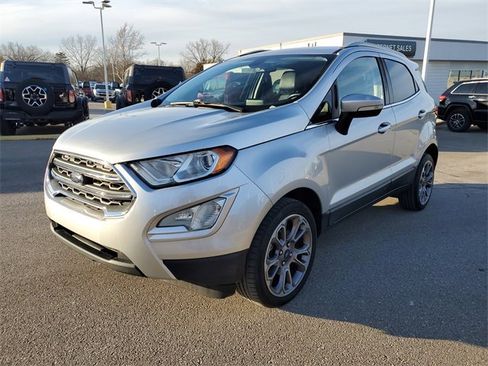 Used 2018 Ford EcoSport Titanium image 2