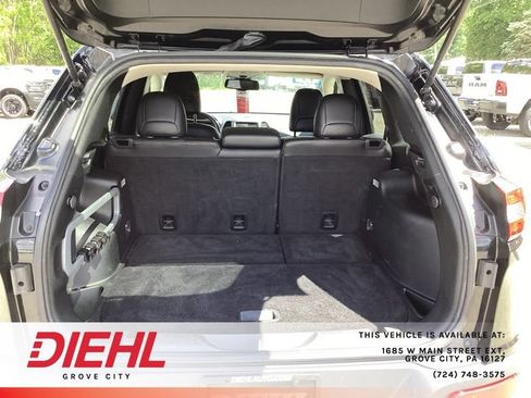 Used 2017 Jeep Cherokee Limited AWD/4WD image 14