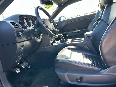 Used 2010 Dodge Challenger R/T image 23