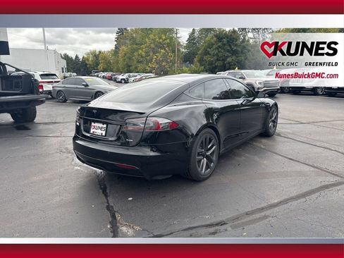 Used 2022 Tesla Model S Plaid image 5
