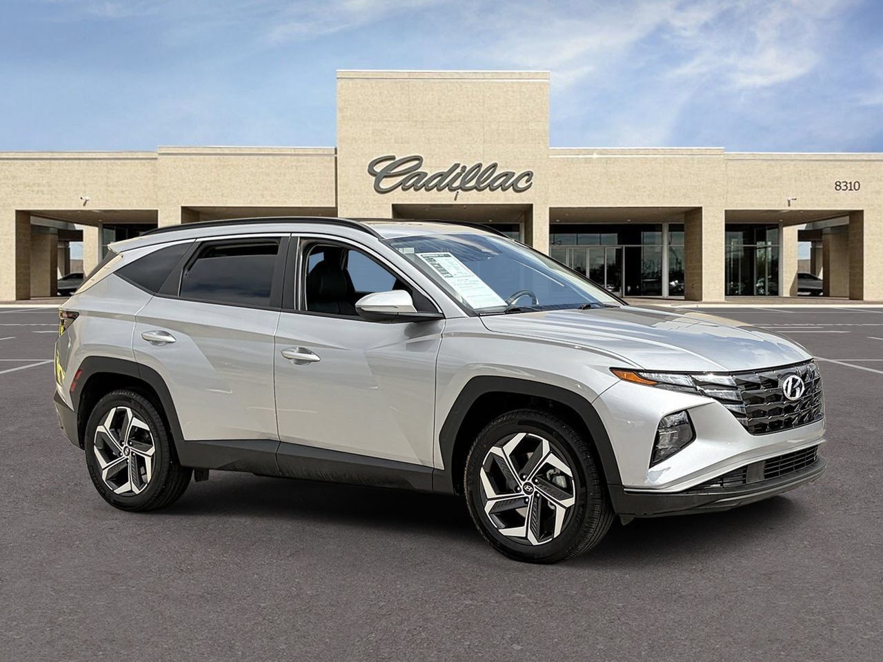 Used 2023 Hyundai Tucson SEL w/ Convenience Package AWD/4WD image 3