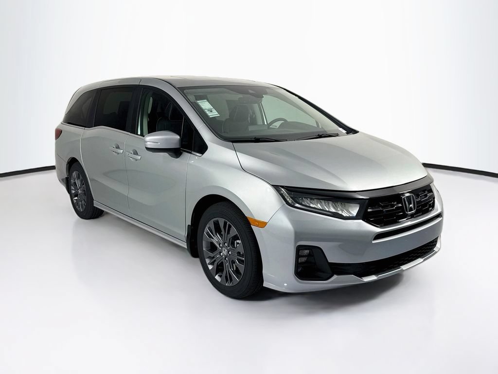 New 2026 Honda Odyssey Touring image 3
