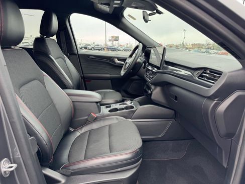 Used 2023 Ford Escape ST-Line Select w/ Tech Pack #2 image 17