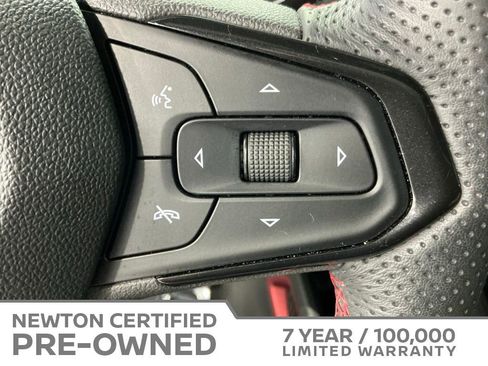 Used 2023 Chevrolet TrailBlazer RS w/ Sun and Liftgate Package FWD image 36