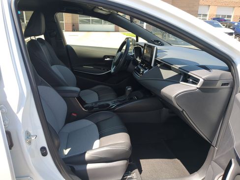 Used 2024 Toyota Corolla XSE FWD image 28