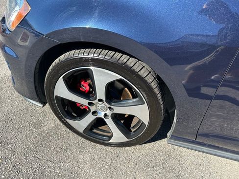 Used 2016 Volkswagen GTI S image 10