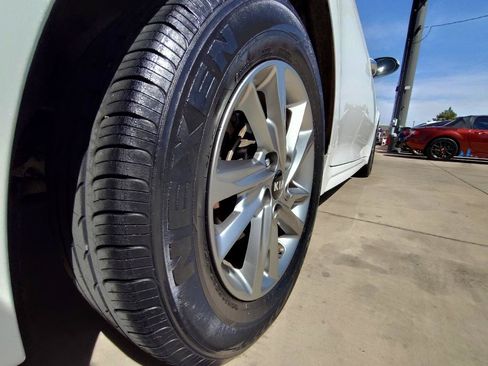 Used 2019 Kia Optima LX FWD image 10