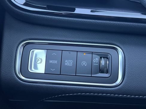 New 2026 Buick Enclave Sport Touring w/ LPO, Floor Liner Package image 14