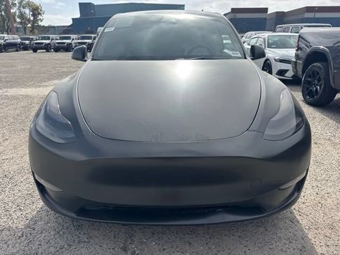 Used 2022 Tesla Model Y Performance AWD/4WD image 2