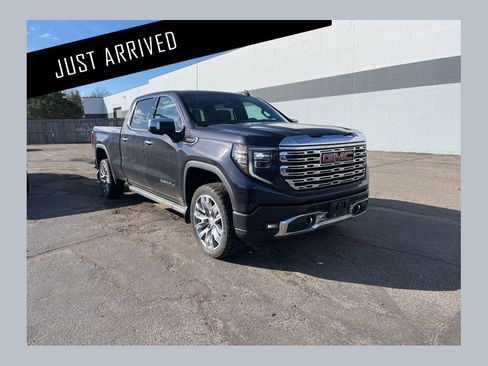 Used 2023 GMC Sierra 1500 Denali w/ Denali Reserve Package image 1