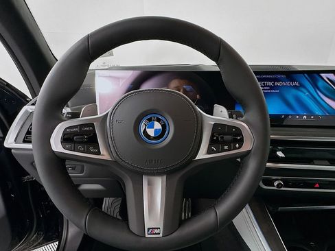 New 2026 BMW X5 xDrive50e w/ Executive Package image 10