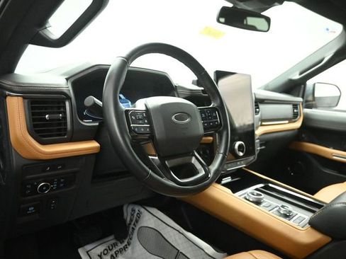 Certified 2024 Ford Expedition Max Platinum AWD/4WD image 11