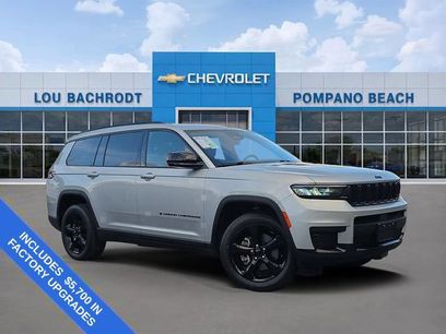 Used 2023 Jeep Grand Cherokee L Laredo