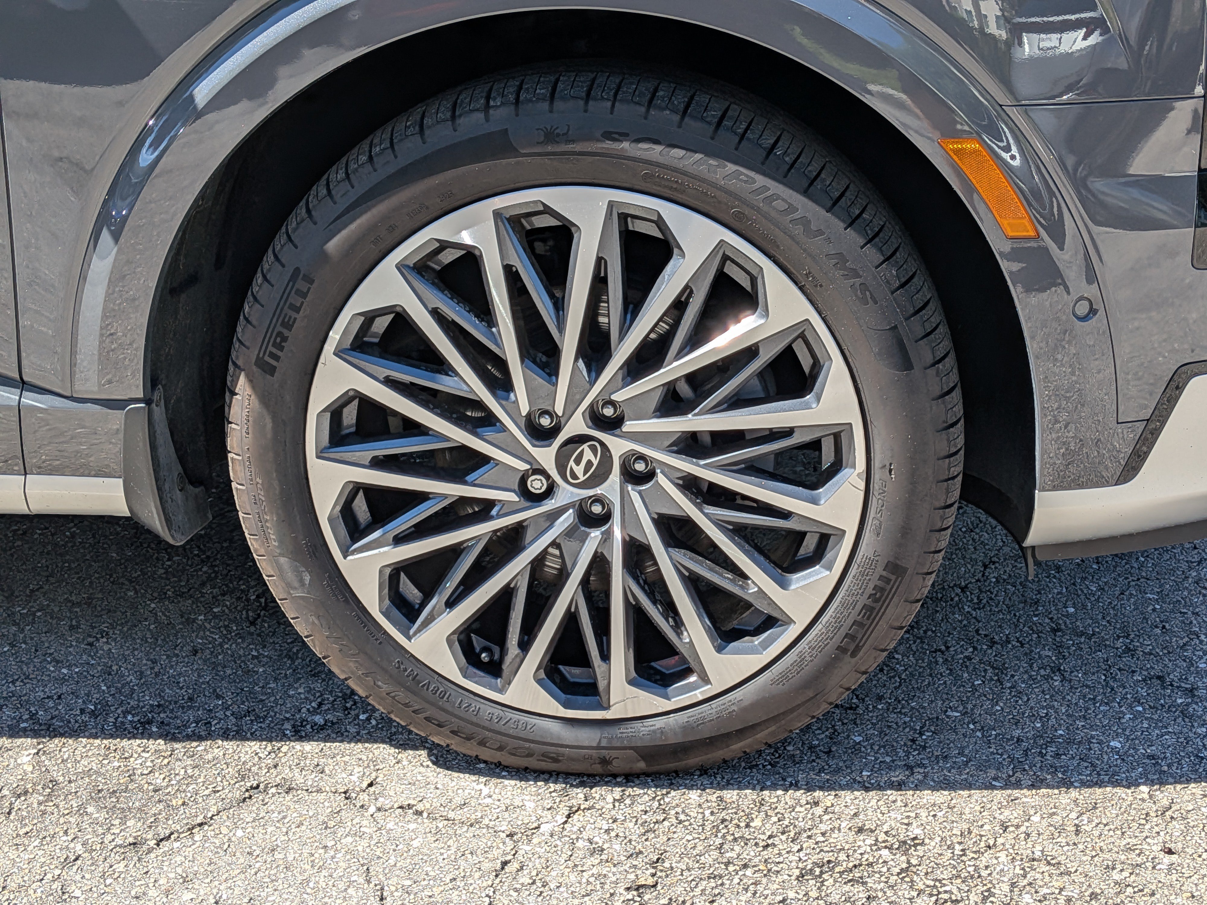 Used 2026 Hyundai Palisade Calligraphy FWD image 11