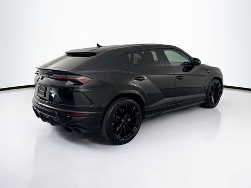 Used 2022 Lamborghini Urus AWD/4WD image 5
