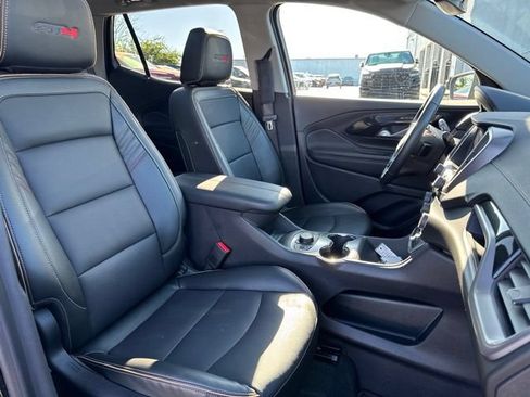 Used 2024 GMC Terrain AT4 AWD/4WD image 30