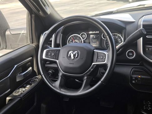 Used 2024 RAM 3500 Big Horn image 17