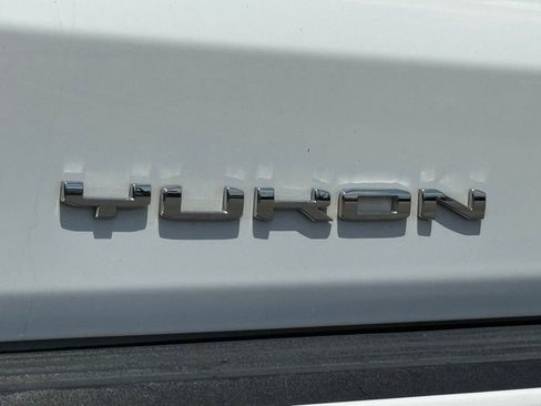 Used 2023 GMC Yukon XL Denali w/ Denali Reserve Package AWD/4WD image 10