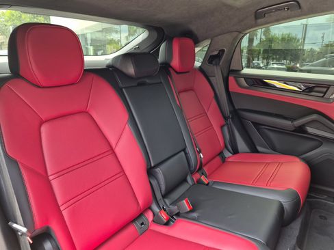 New 2026 Porsche Cayenne GTS AWD/4WD image 25