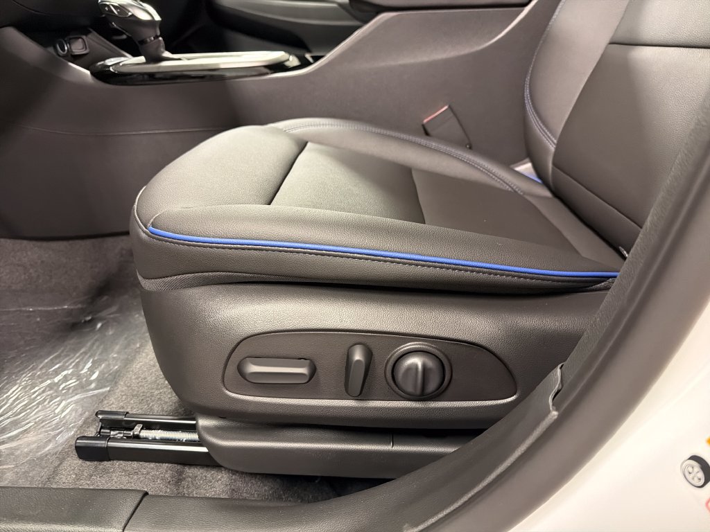 New 2026 Buick Envista Sport Touring w/ Convenience I Package FWD image 22