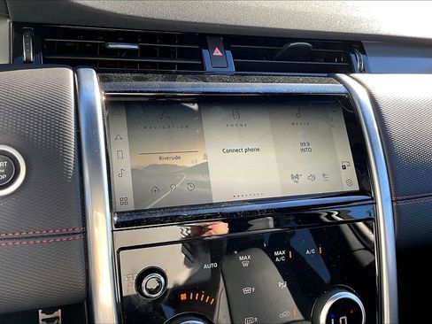 Used 2022 Land Rover Discovery Sport S R-Dynamic image 21