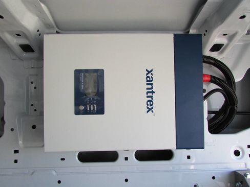 Used 2023 Ford Transit 250 148 High Roof image 28