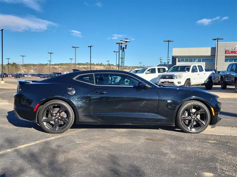 Used 2023 Chevrolet Camaro SS image 4