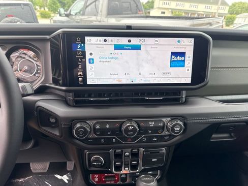 New 2026 Jeep Gladiator Mojave AWD/4WD image 13