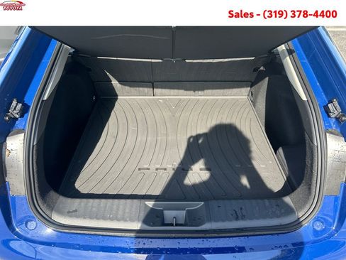 New 2026 Toyota Prius XLE FWD image 18