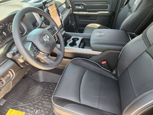 New 2026 RAM 3500 Laramie AWD/4WD image 9