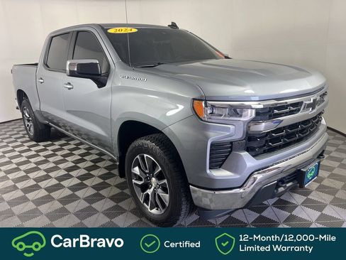 Used 2024 Chevrolet Silverado 1500 LT AWD/4WD image 2