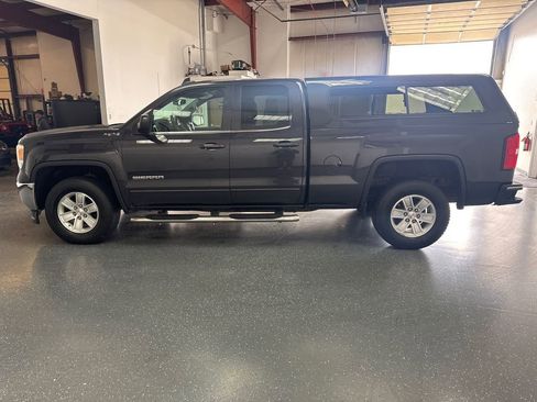 Used 2015 GMC Sierra 1500 SLE w/ SLE Value Package AWD/4WD image 7