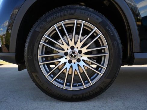 Used 2026 Mercedes-Benz GLC 300 4MATIC image 14