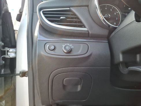 Certified 2022 Buick Encore Preferred w/ Safety Package image 13