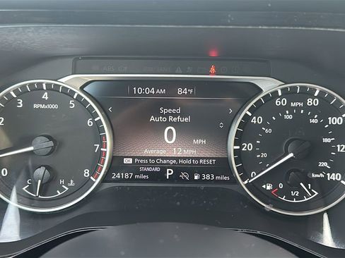 Used 2025 Nissan Pathfinder SV FWD image 2
