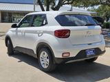New 2025 Hyundai Venue SE image 3