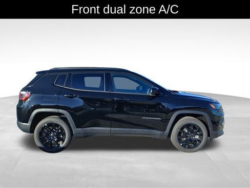 New 2026 Jeep Compass Limited image 7