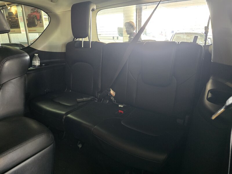 Used 2021 Nissan Armada SL w/ Captain's Chairs Package AWD/4WD image 12