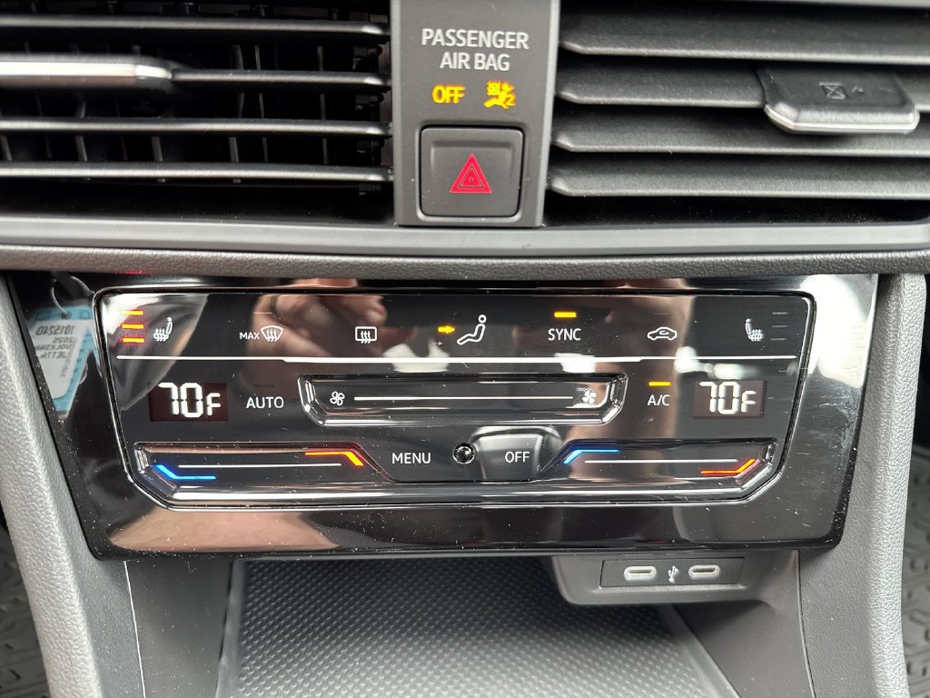 Used 2025 Volkswagen Jetta Sport FWD image 15
