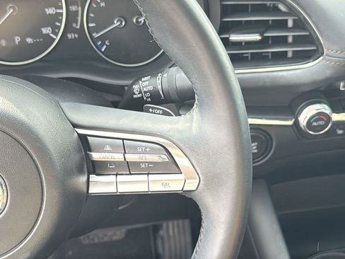 Used 2021 MAZDA MAZDA3 s image 14